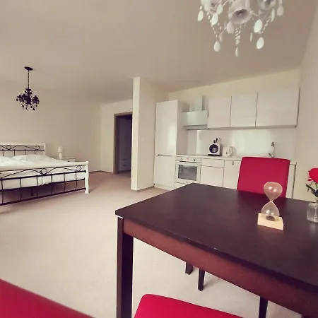 Διαμέρισμα Apartman Na Hvezdne Mytince